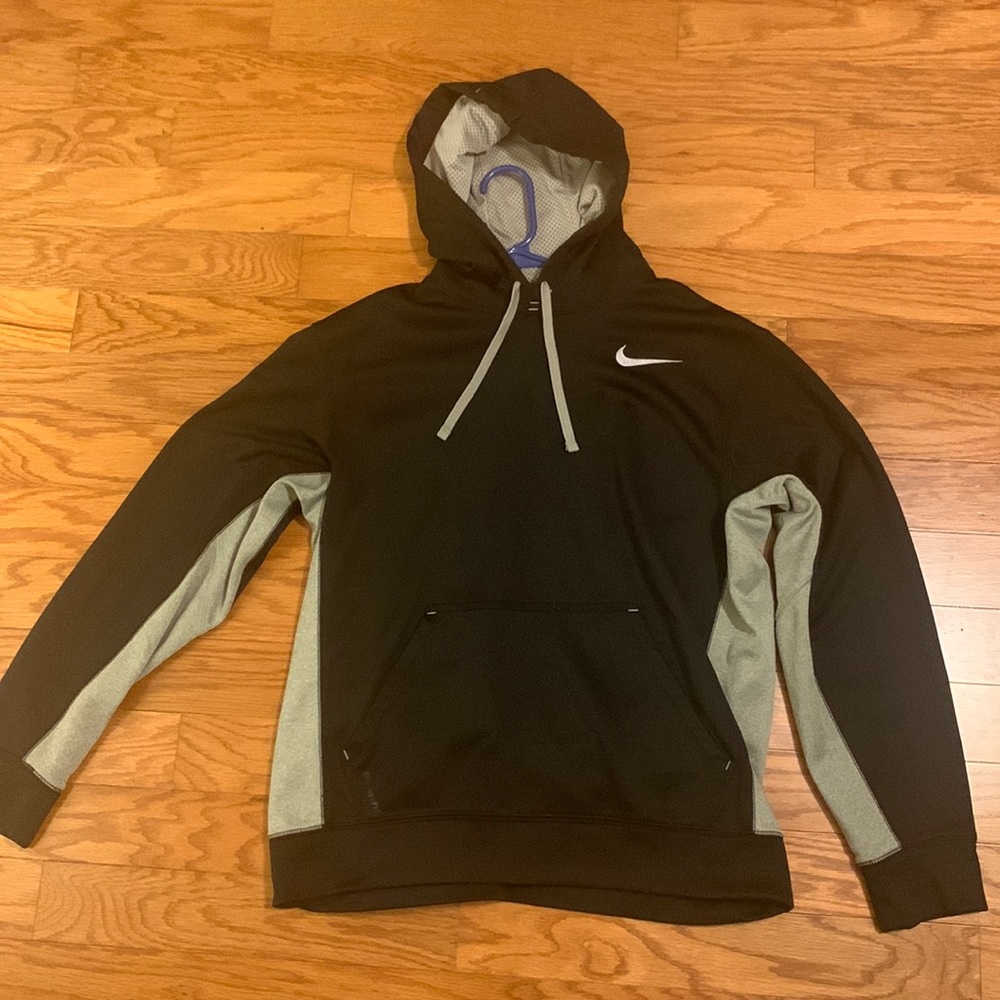 Black Nike Hoodie (Medium)